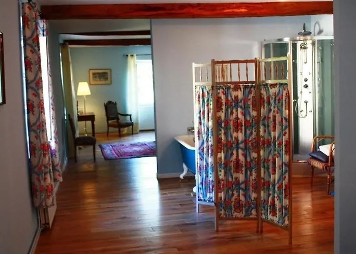 Chateau De Gargas فندق مبيت وإفطار *