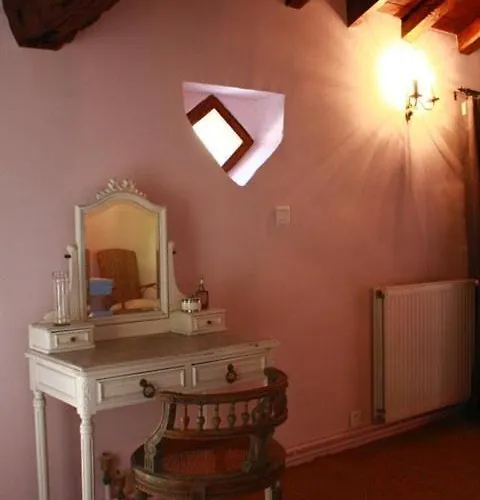 Chateau De Gargas * Gaudiès